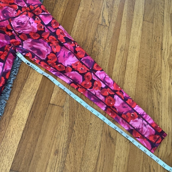 Kate Spade Electric Rose Print Leggings Size Small - Picture 14 of 14